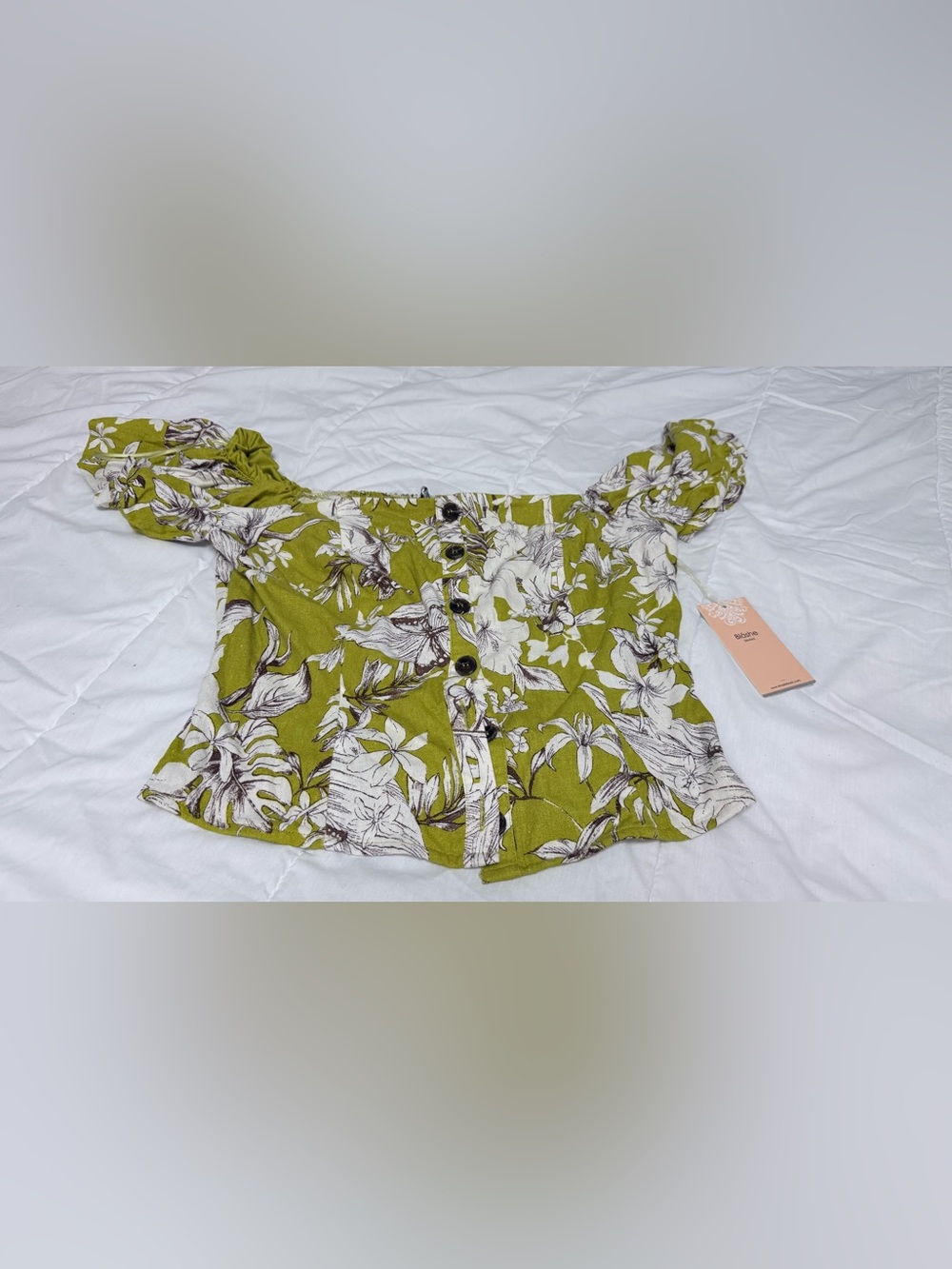 Floral Off-Shoulder Button-Front Crop Top in Olive Green